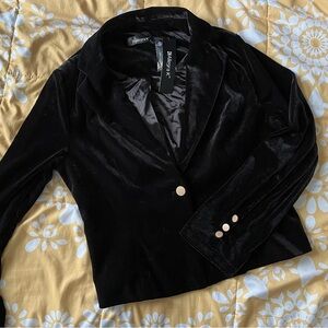 NWT Black velvet blazer